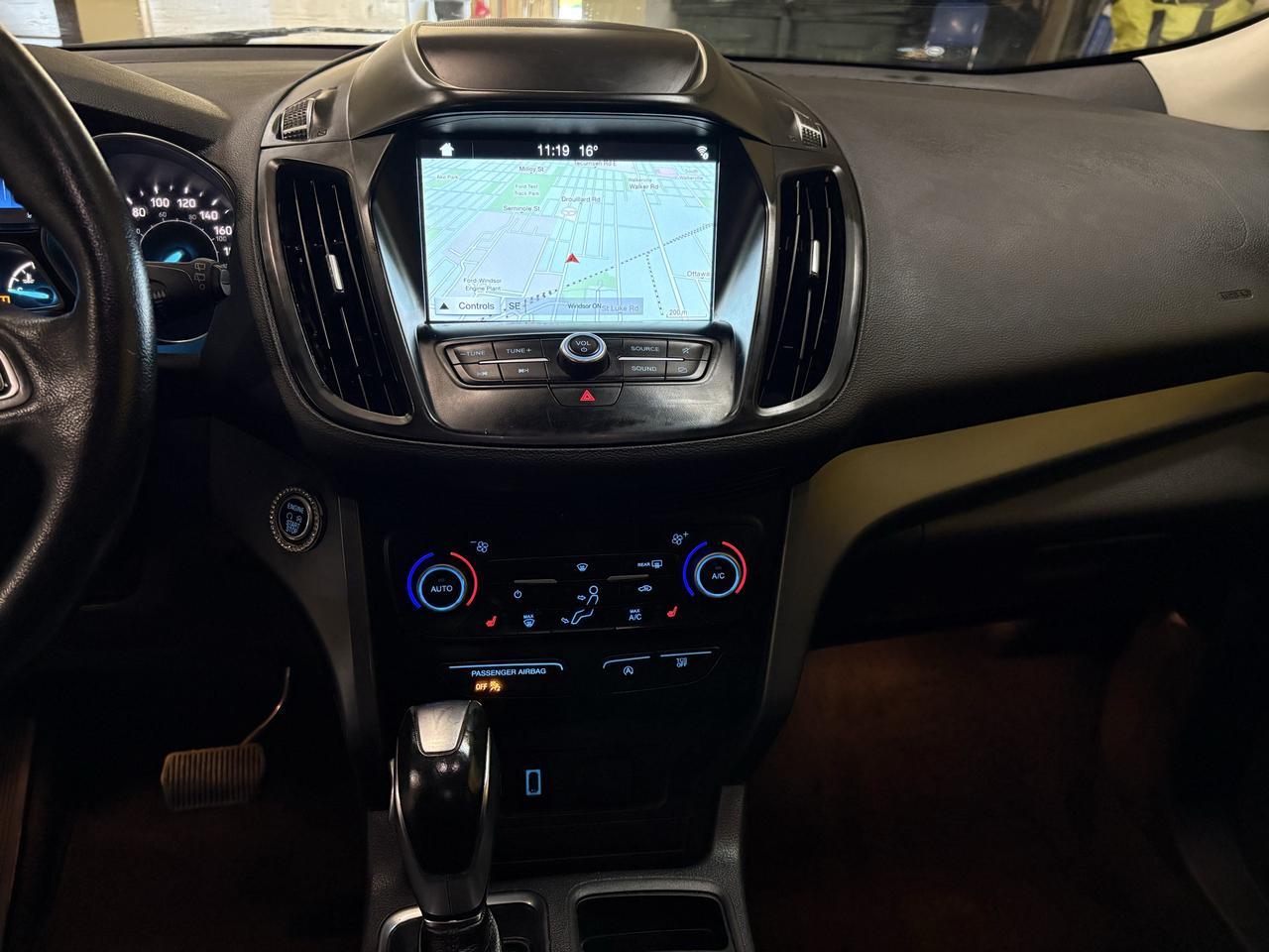 2019 Ford Escape SEL Photo