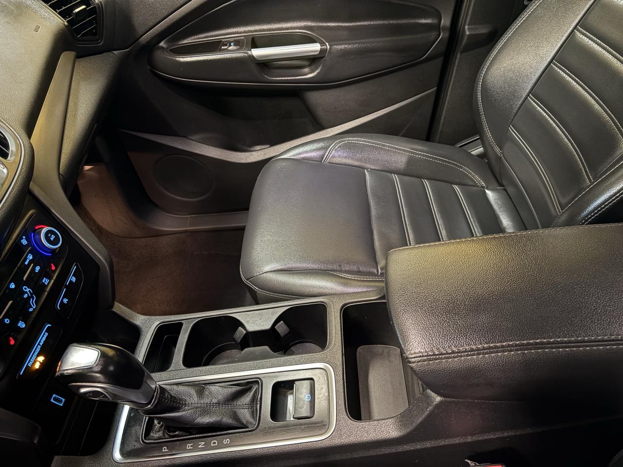 2019 Ford Escape SEL Photo