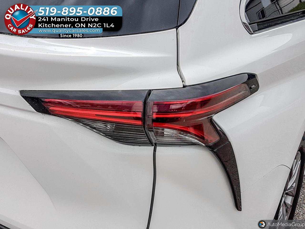 2022 Toyota Sienna LE HYBRID *8 PASSENGER* Photo