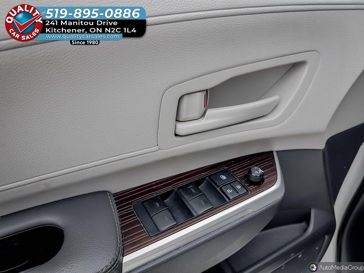 2022 Toyota Sienna LE HYBRID *8 PASSENGER* Photo