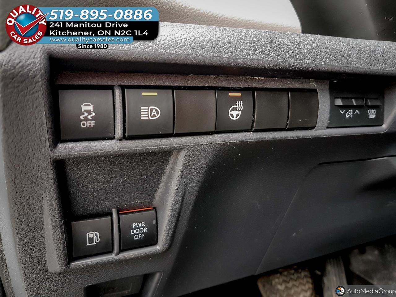 2022 Toyota Sienna LE HYBRID *8 PASSENGER* Photo