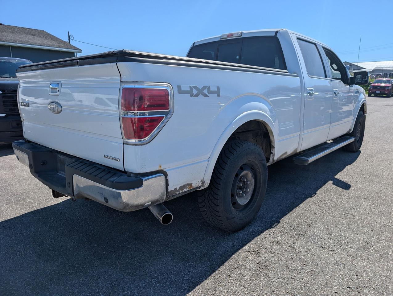 2011 Ford F-150 Lariat 4WD SuperCrew 6.5' Box Photo4