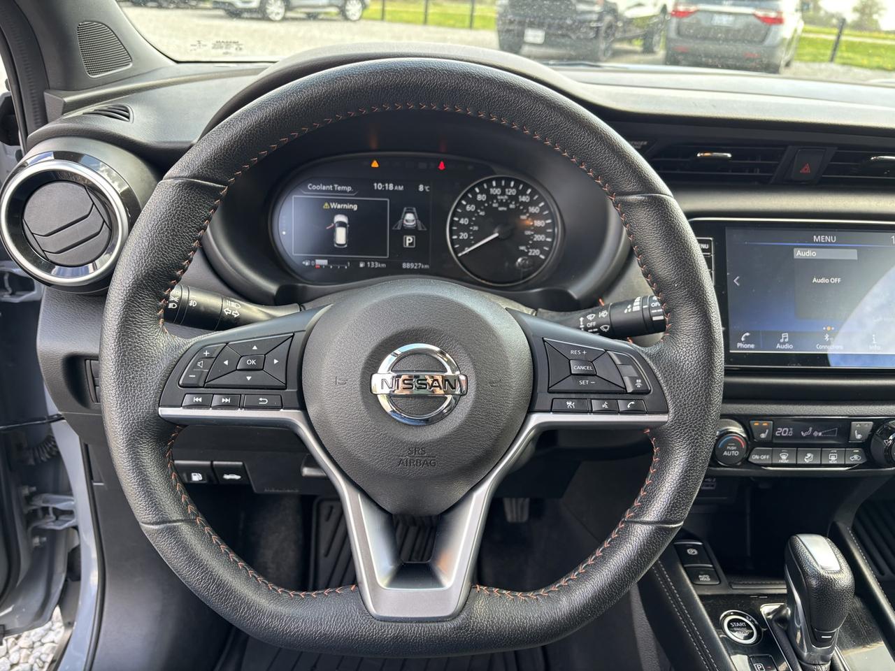 2021 Nissan Kicks SR Photo