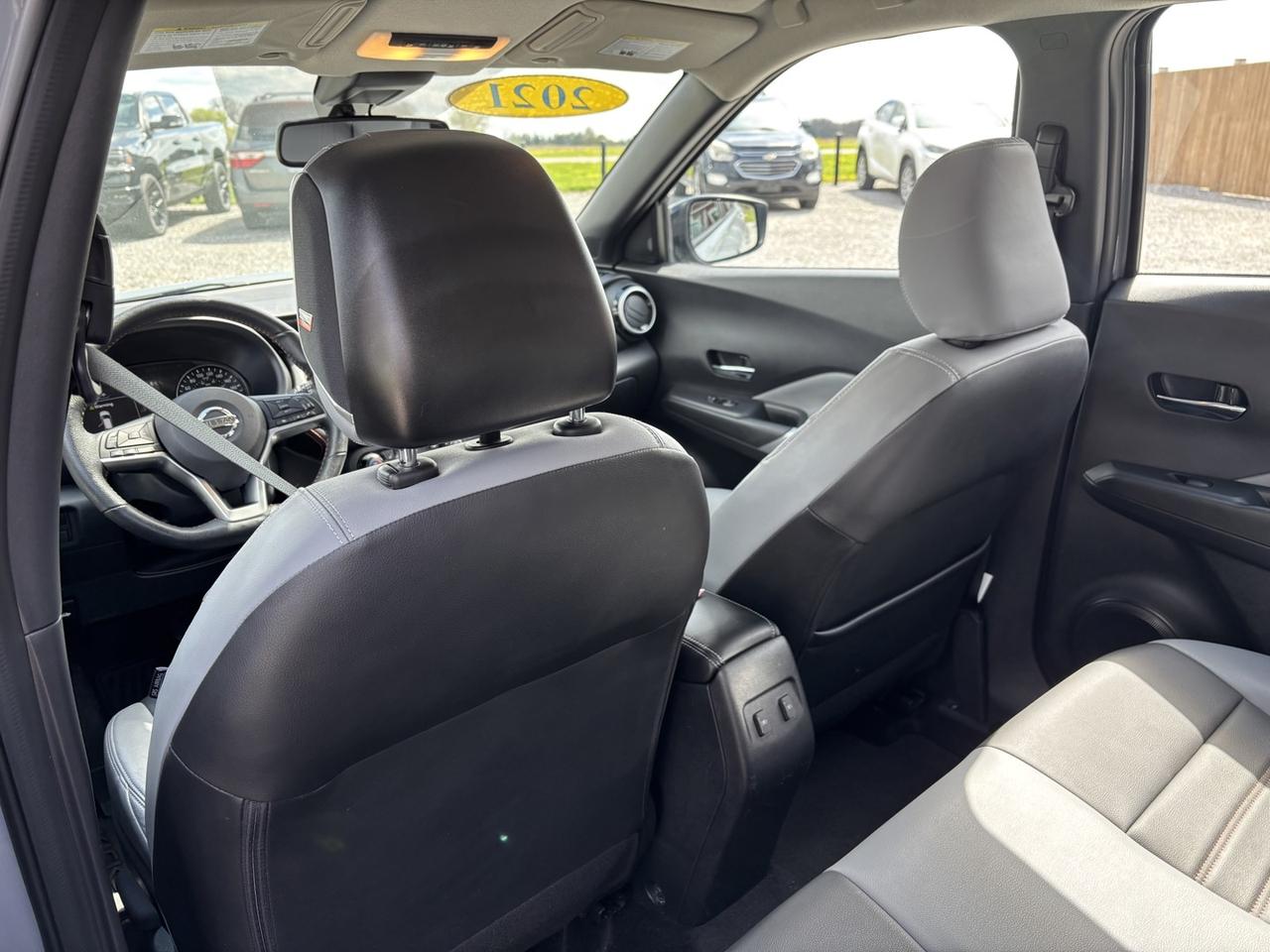 2021 Nissan Kicks SR Photo