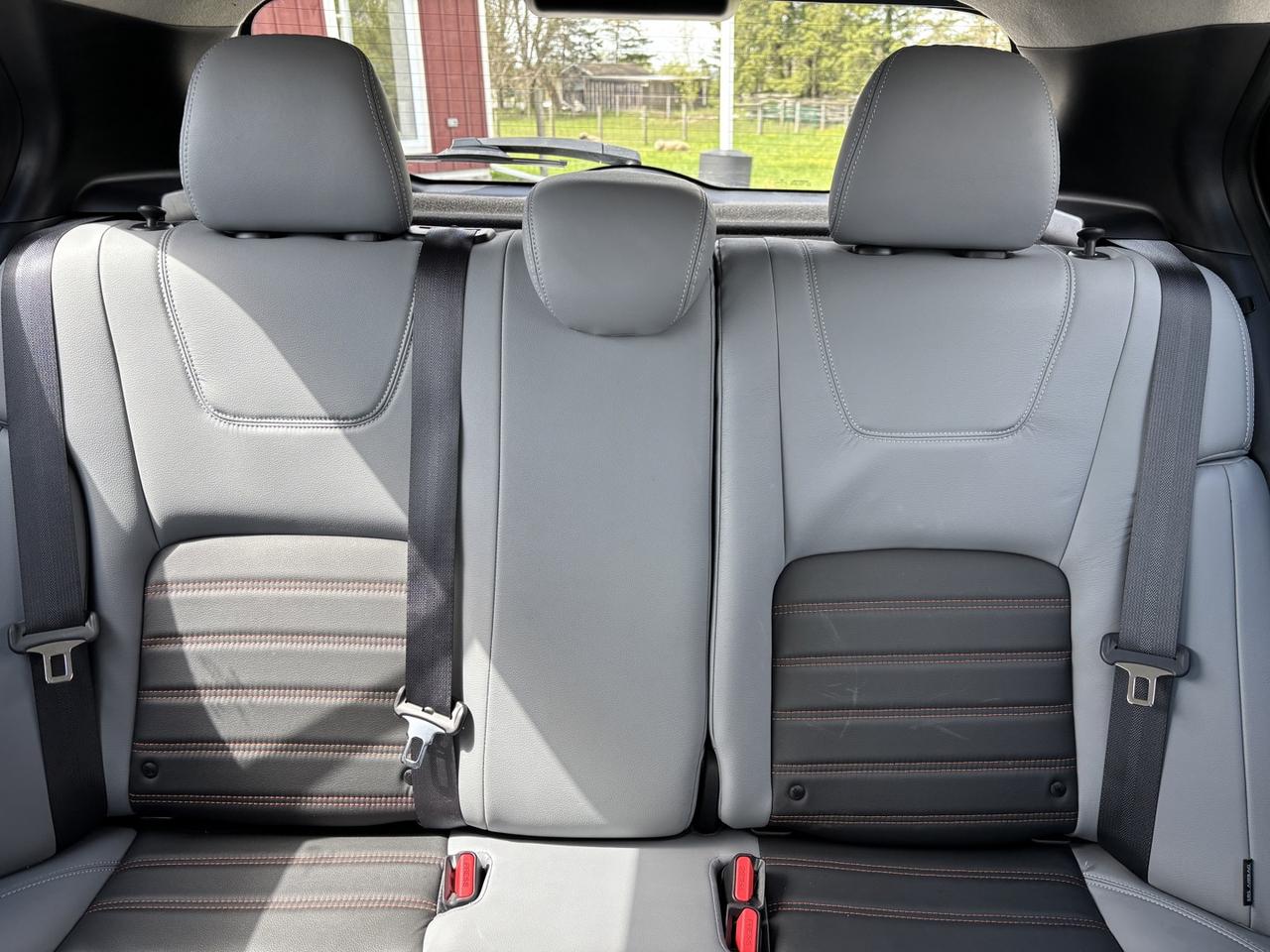2021 Nissan Kicks SR Photo