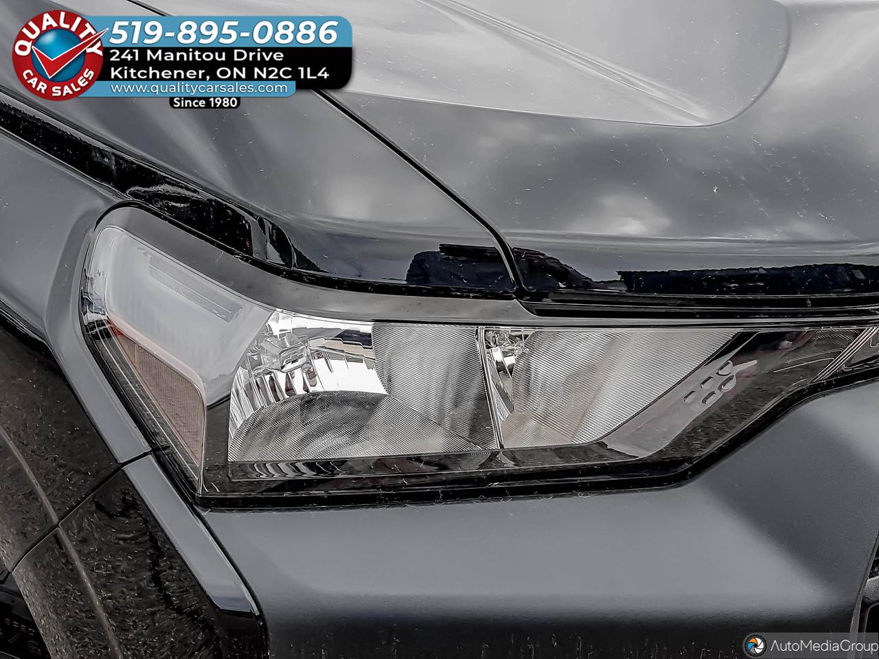 2024 Chevrolet Colorado WT *Crew Cab 4x4* Photo2