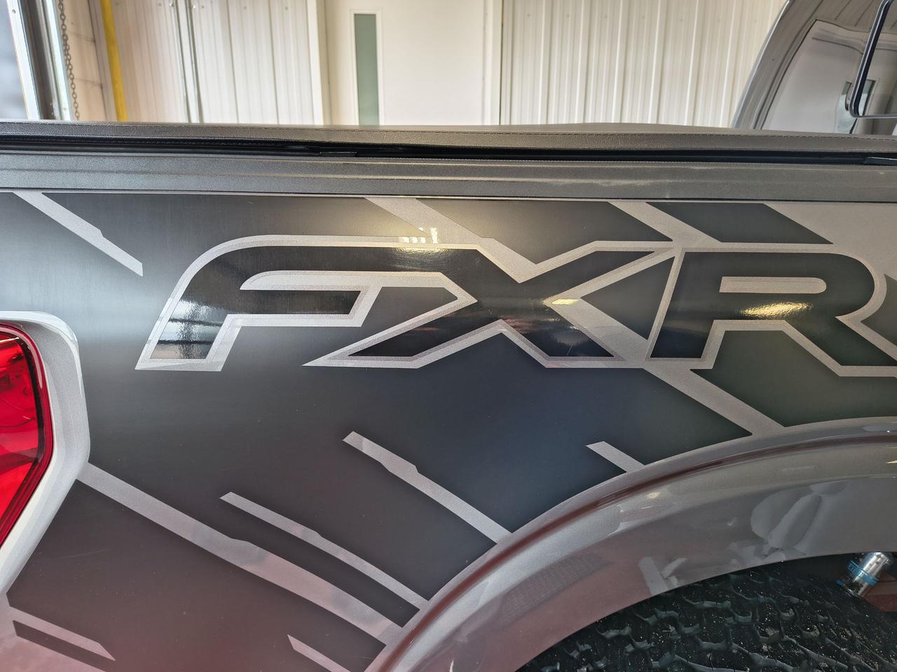 2022 Ford F-150 XL Photo0