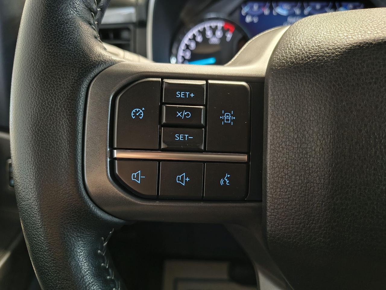 2022 Ford F-150 XL Photo