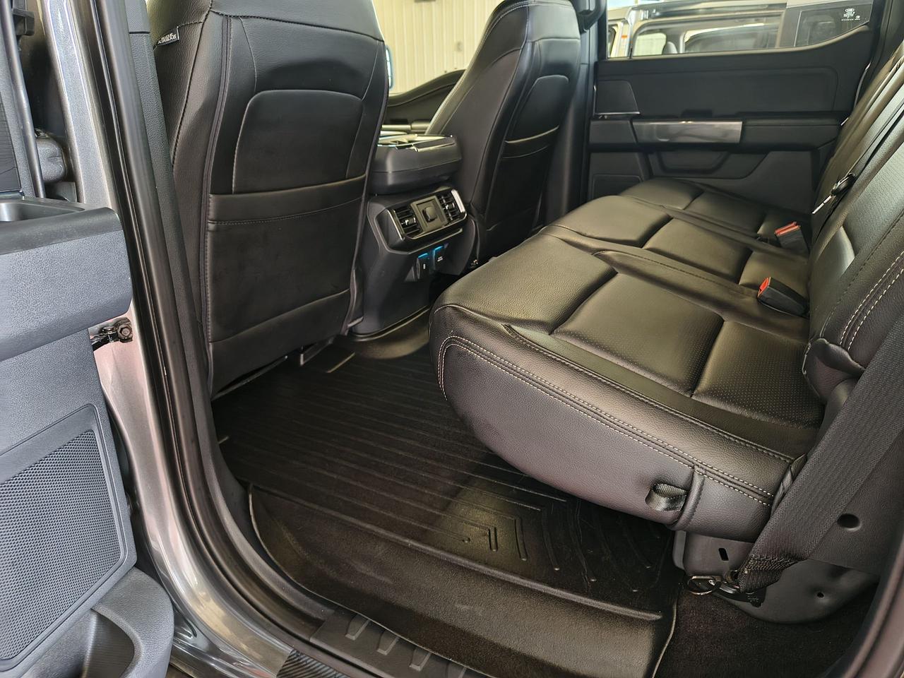 2022 Ford F-150 XL Photo0