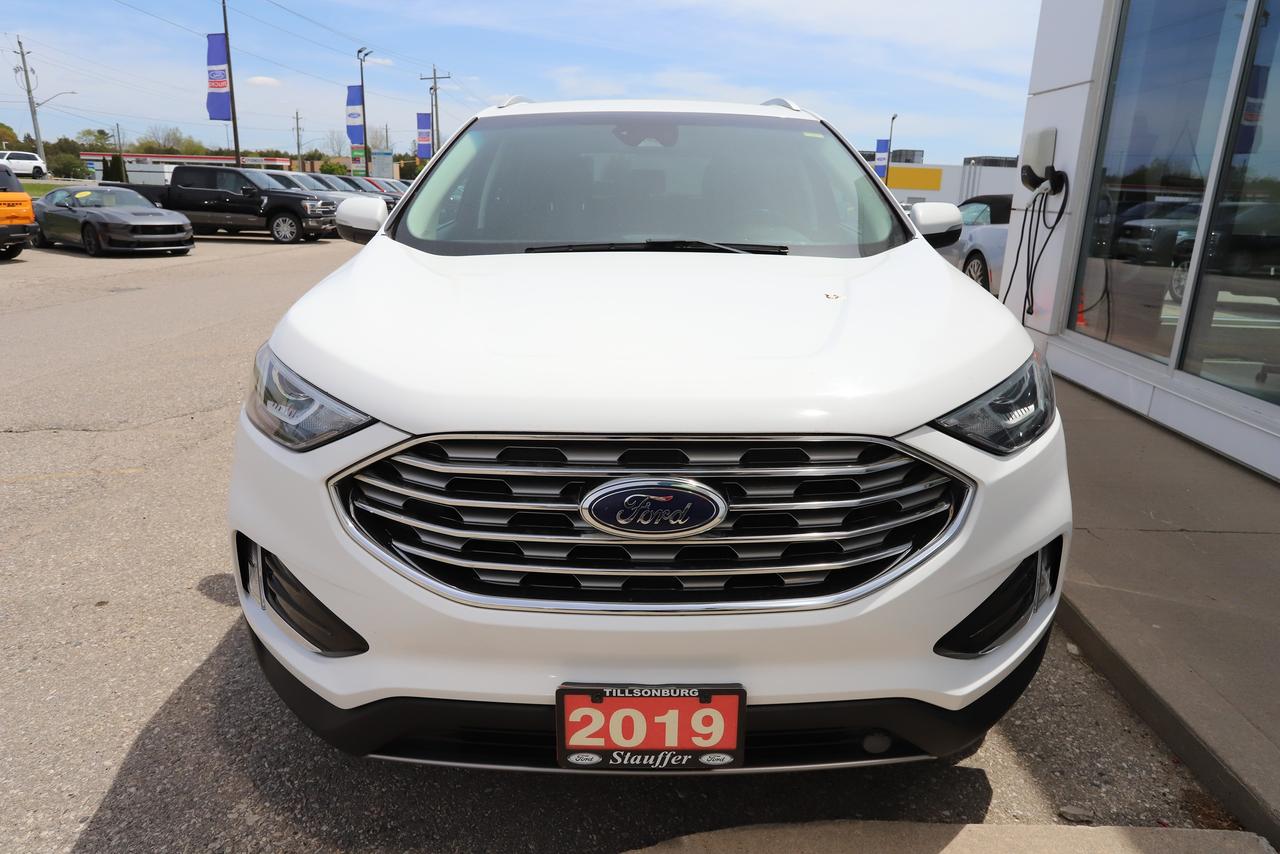 2019 Ford Edge SEL AWD Photo