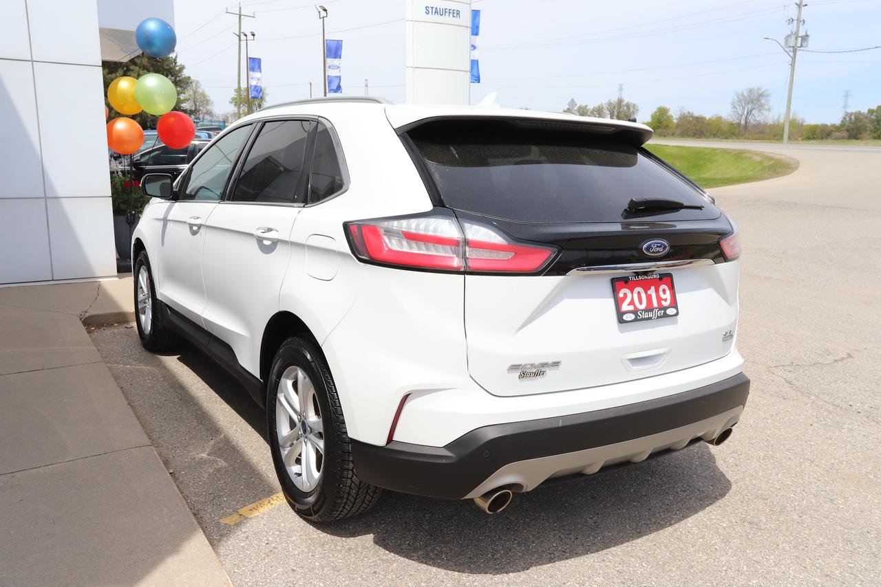 2019 Ford Edge SEL AWD Photo