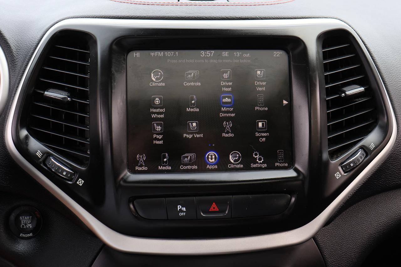 2016 Jeep Cherokee Trailhawk | 4x4 | Leather | Pano Roof | Cam & More Photo