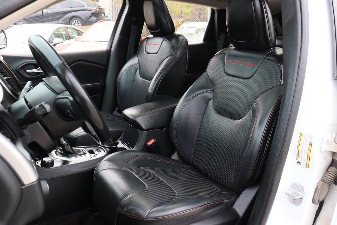 2016 Jeep Cherokee Trailhawk | 4x4 | Leather | Pano Roof | Cam & More Photo