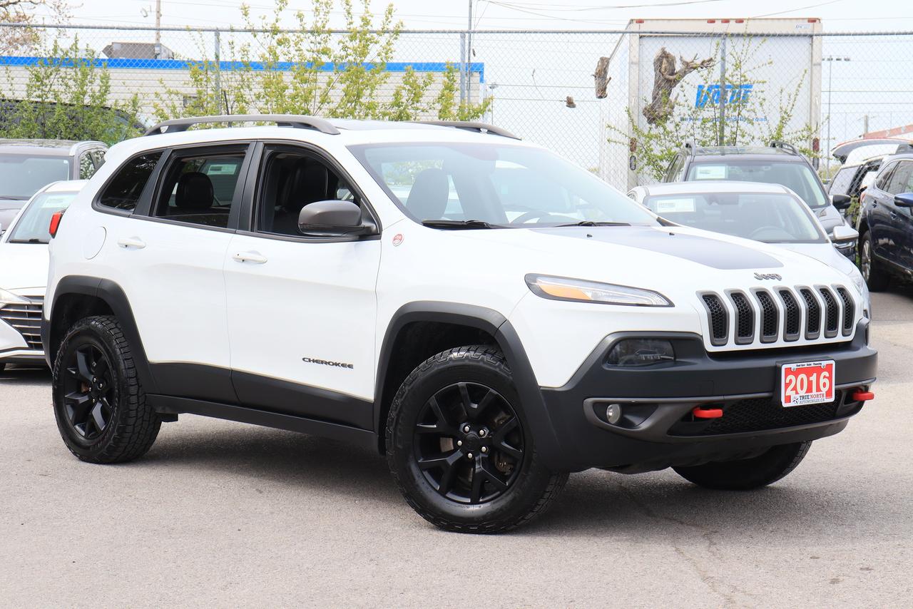 2016 Jeep Cherokee Trailhawk | 4x4 | Leather | Pano Roof | Cam & More Photo2