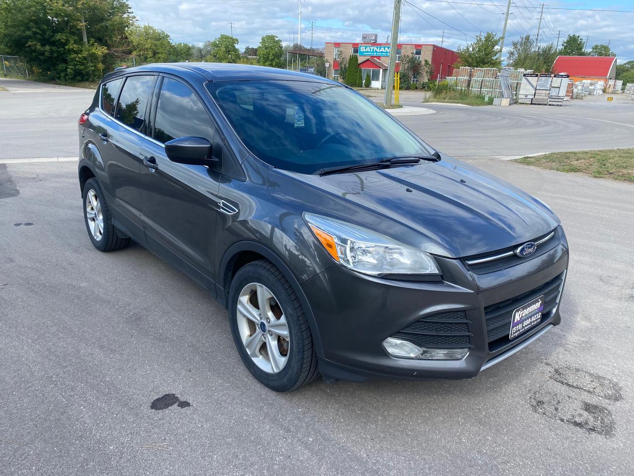 2015 Ford Escape SE Photo1