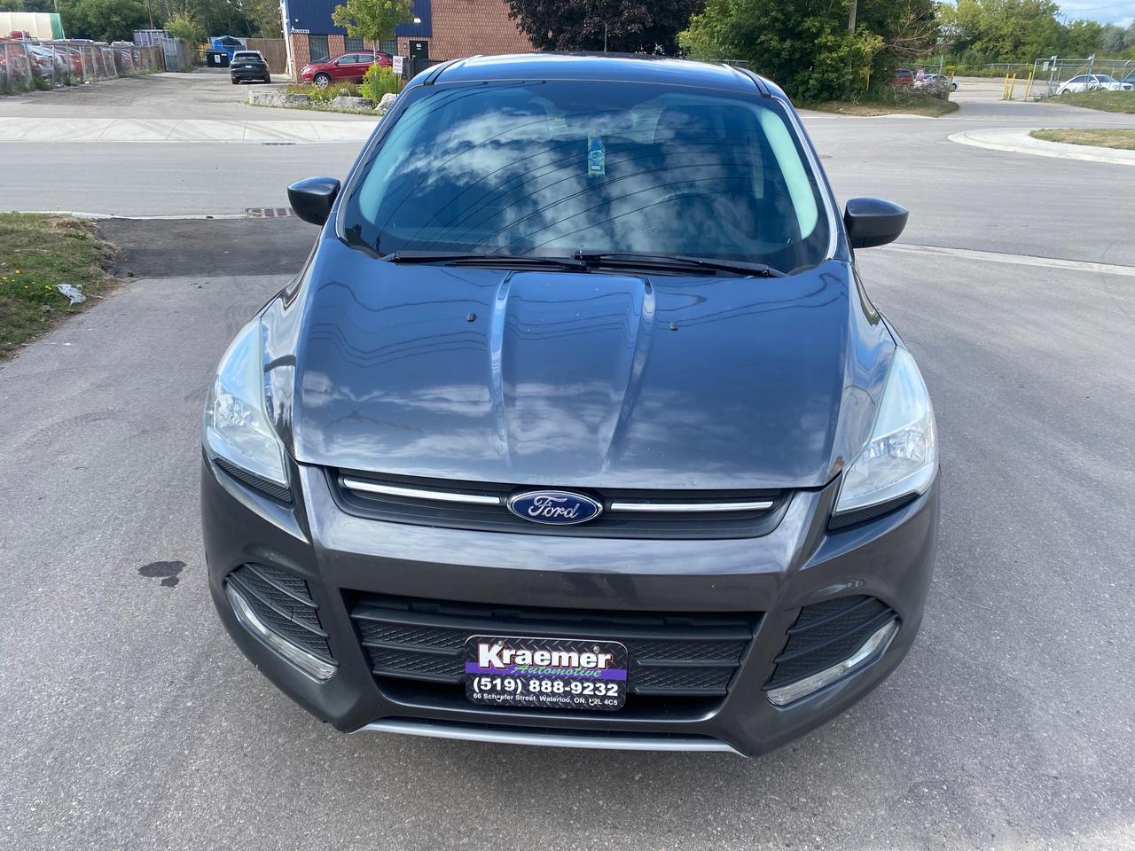 2015 Ford Escape SE Photo