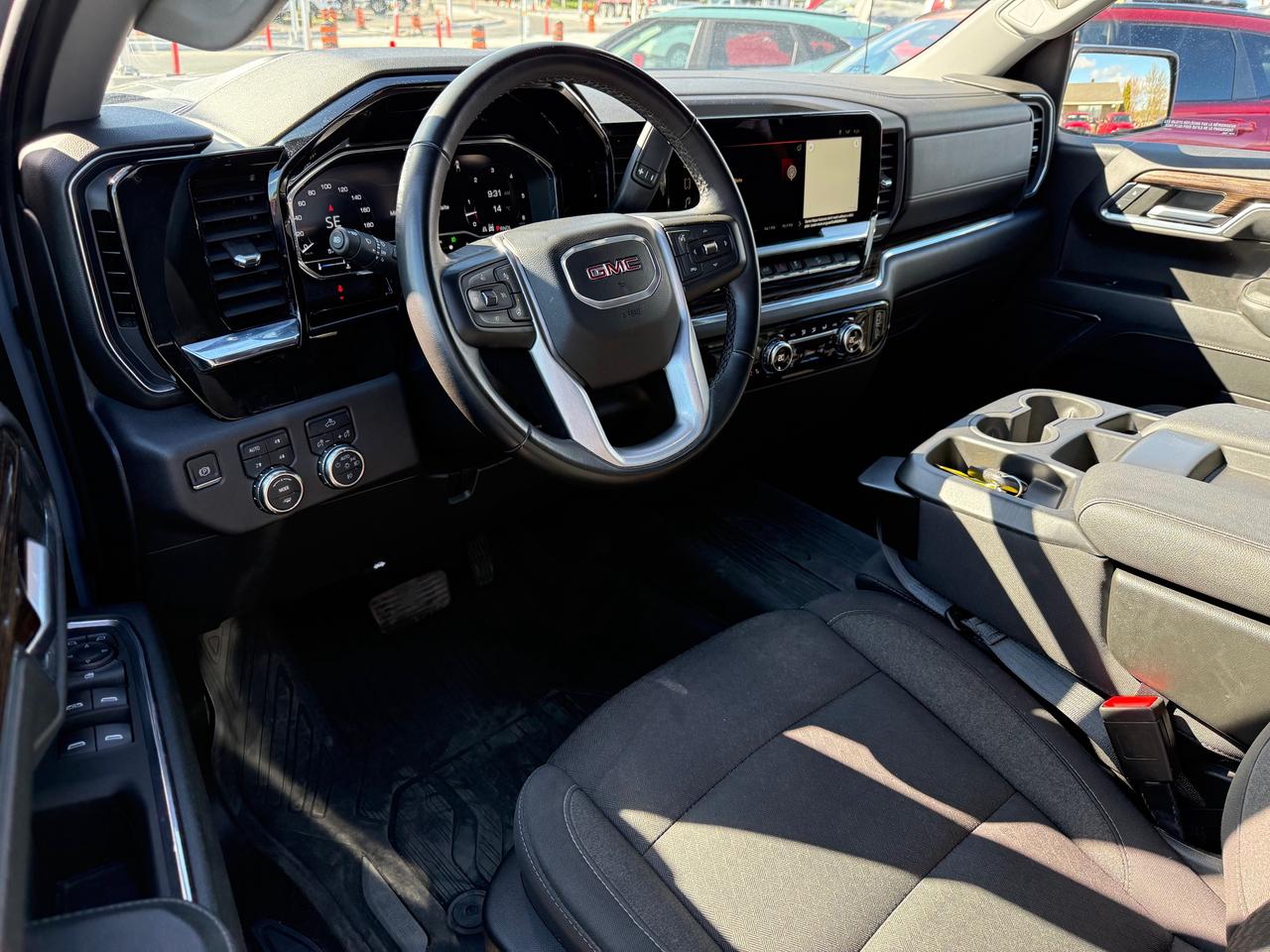 2024 GMC Sierra 1500 Elevation Heated Steering and Seats! AutoStart! Photo