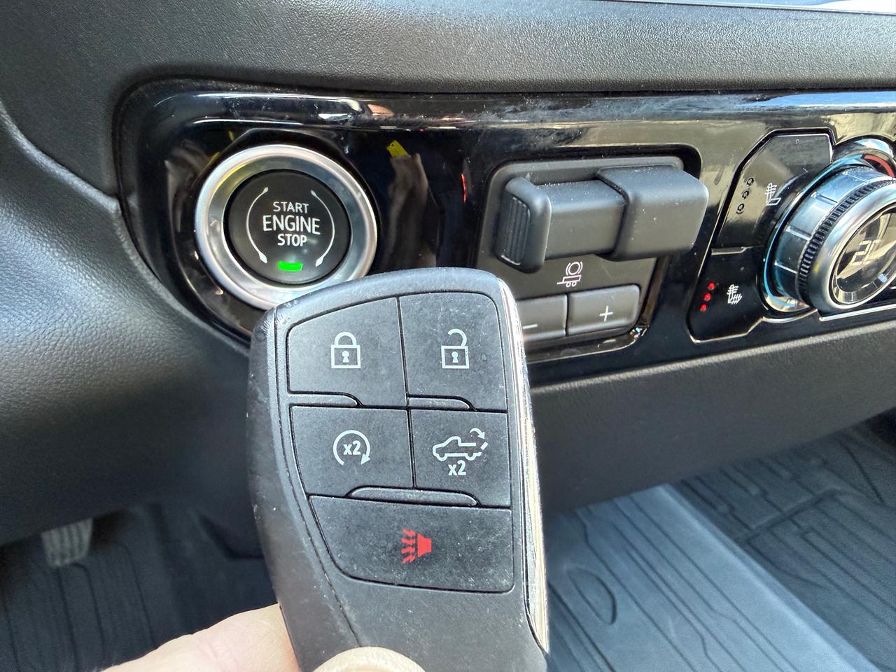 2024 GMC Sierra 1500 Elevation Heated Steering and Seats! AutoStart! Photo
