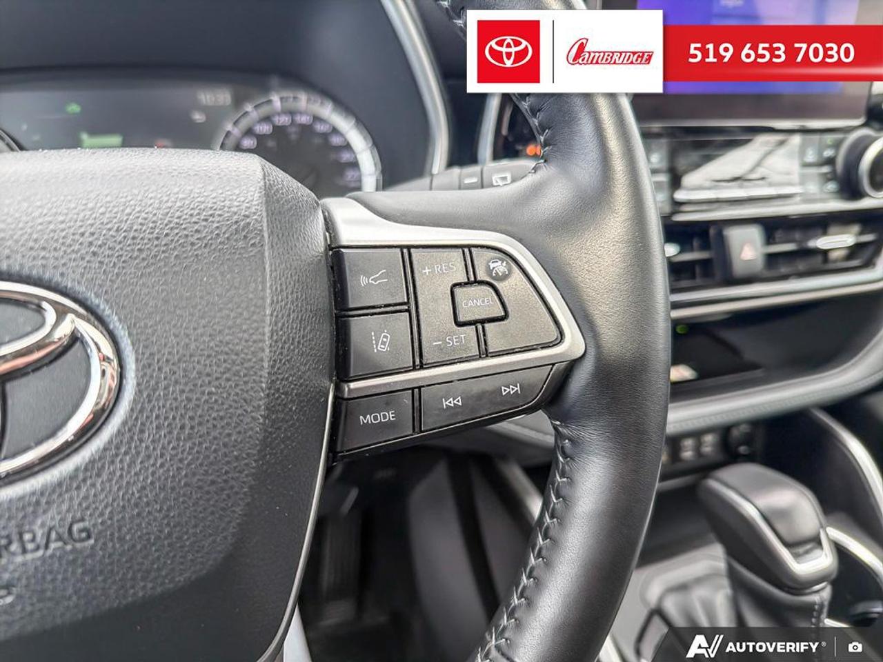 2023 Toyota Highlander HYBRID XLE Photo