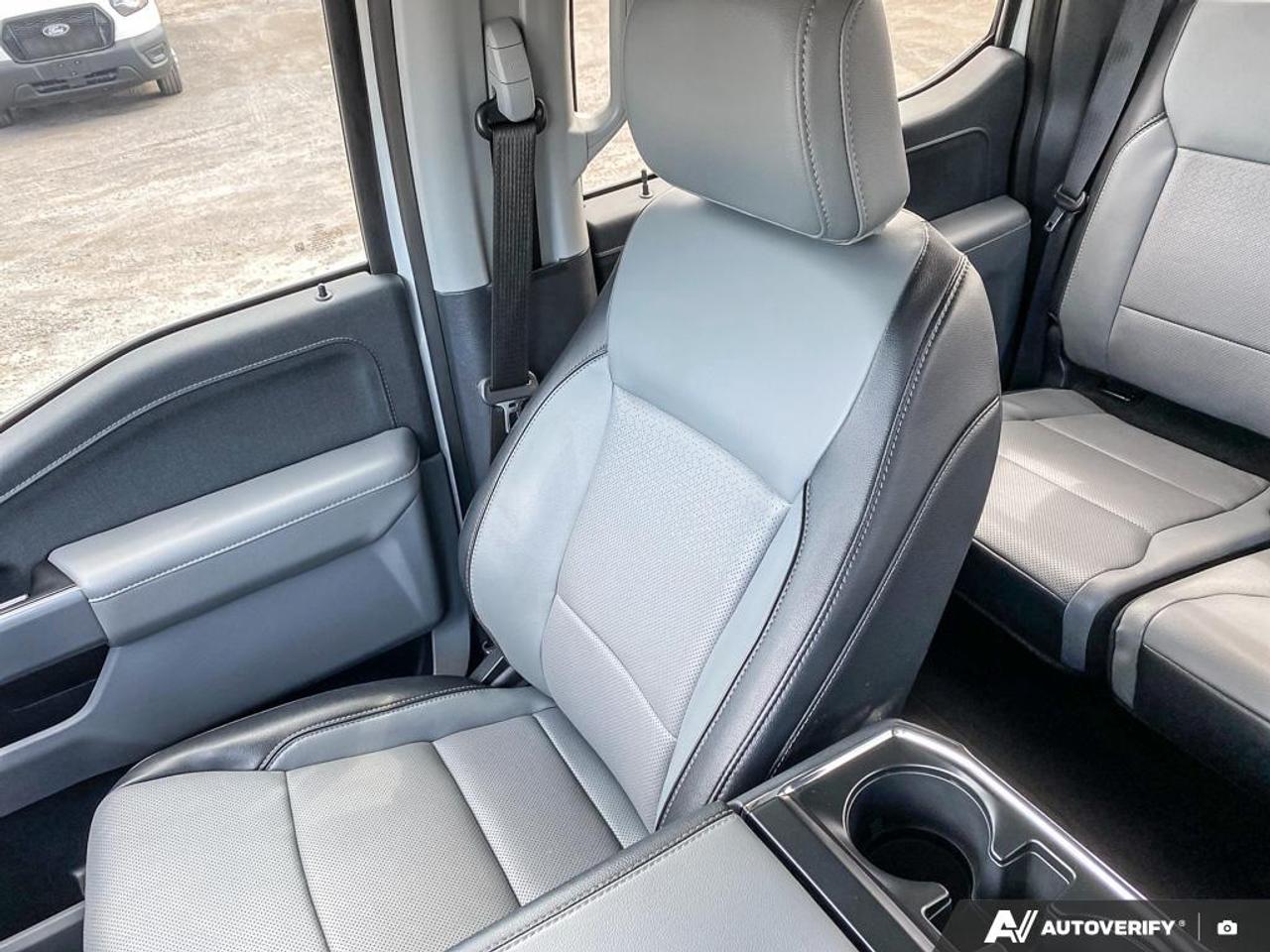 2023 Ford F-150 Lariat Photo