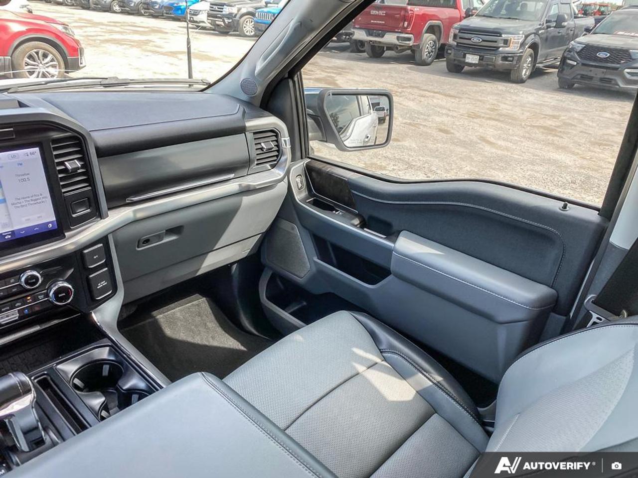 2023 Ford F-150 Lariat Photo