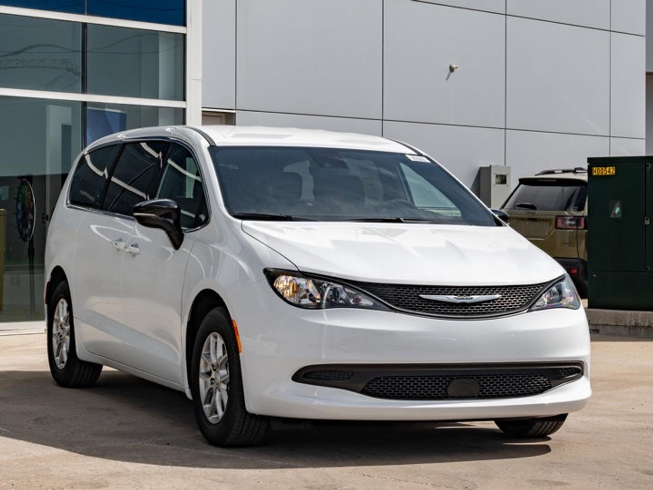 2027 Dodge Grand Caravan SXT Photo