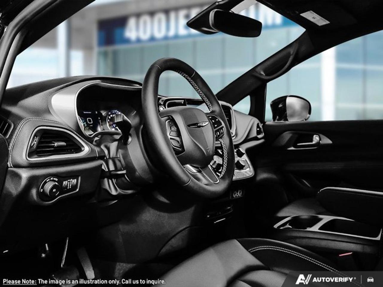2027 Chrysler Pacifica Select Photo