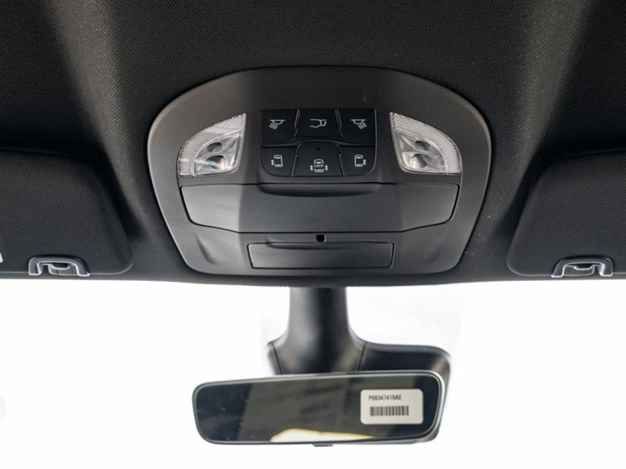 2027 Dodge Grand Caravan SXT Photo