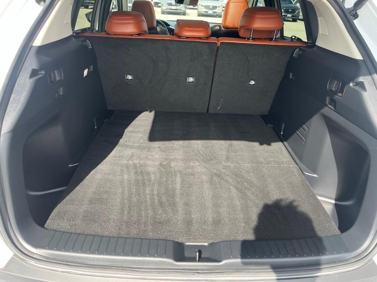 2024 Mazda CX-50 GT w/Turbo Ventilated Seats | Wireless Apple CarPlay/Android Auto Photo