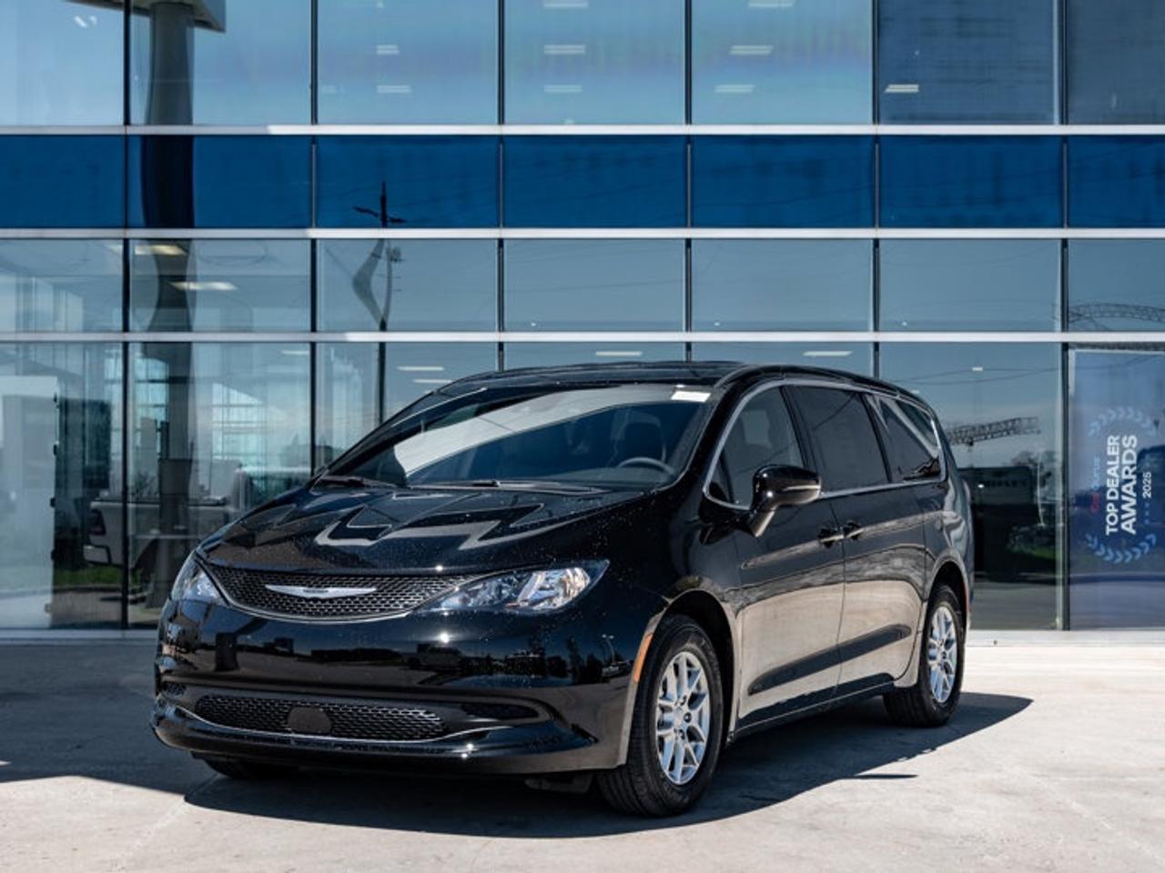 2027 Dodge Grand Caravan SXT Photo