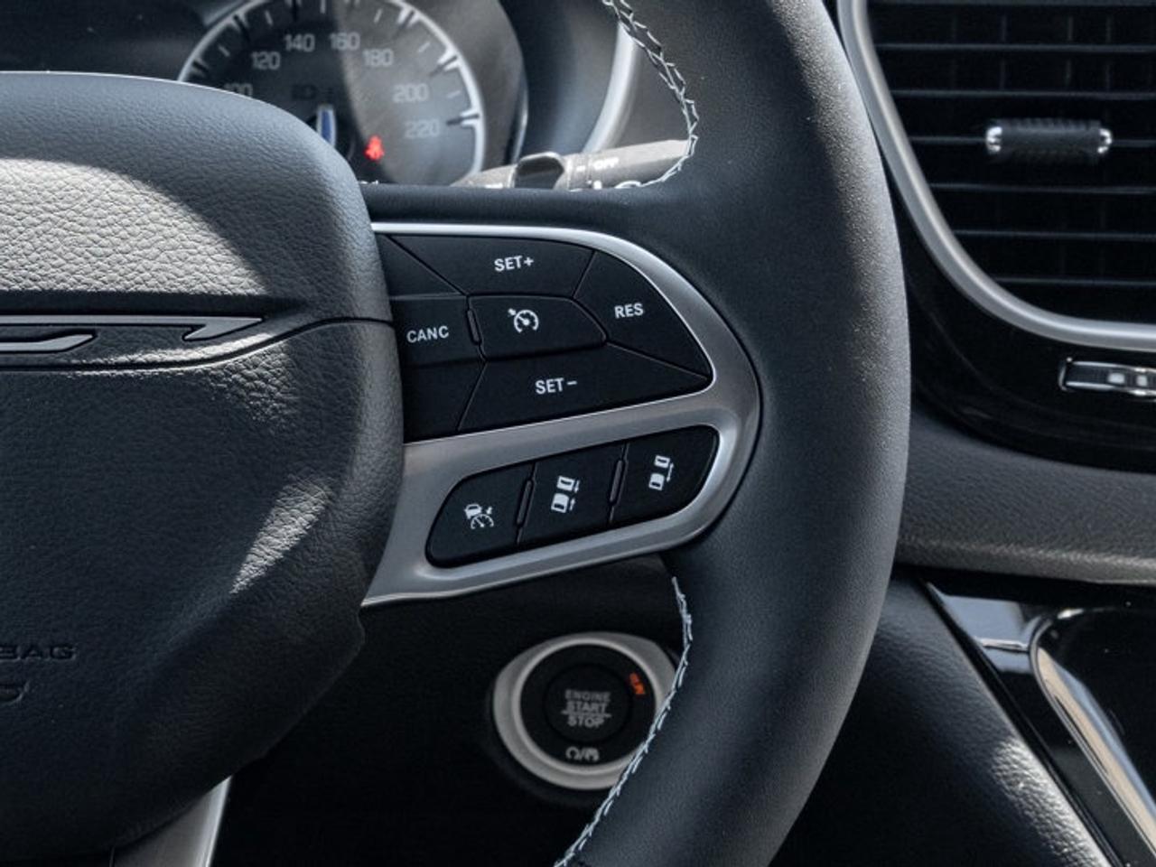 2027 Dodge Grand Caravan SXT Photo
