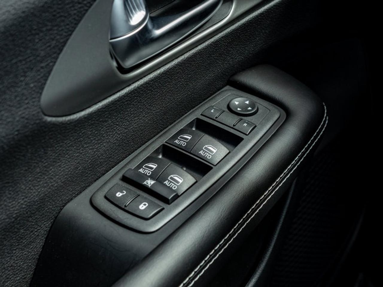 2027 Dodge Grand Caravan SXT Photo