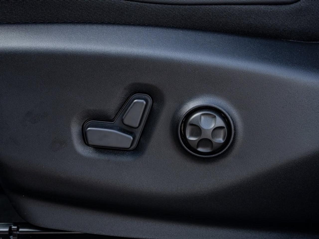 2027 Dodge Grand Caravan SXT Photo