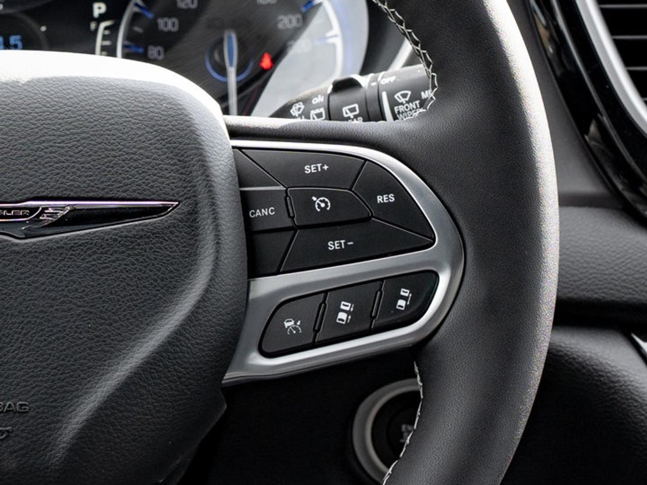 2027 Dodge Grand Caravan SXT Photo