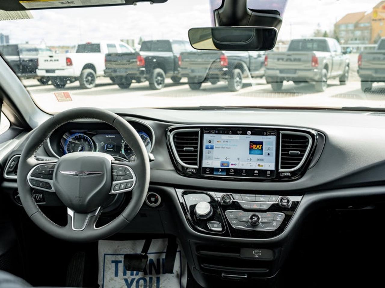 2027 Dodge Grand Caravan SXT Photo