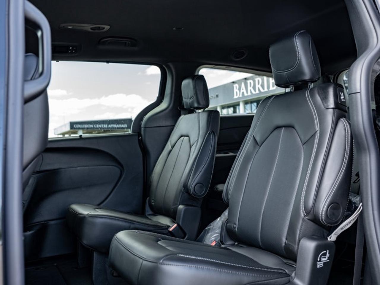 2027 Dodge Grand Caravan SXT Photo