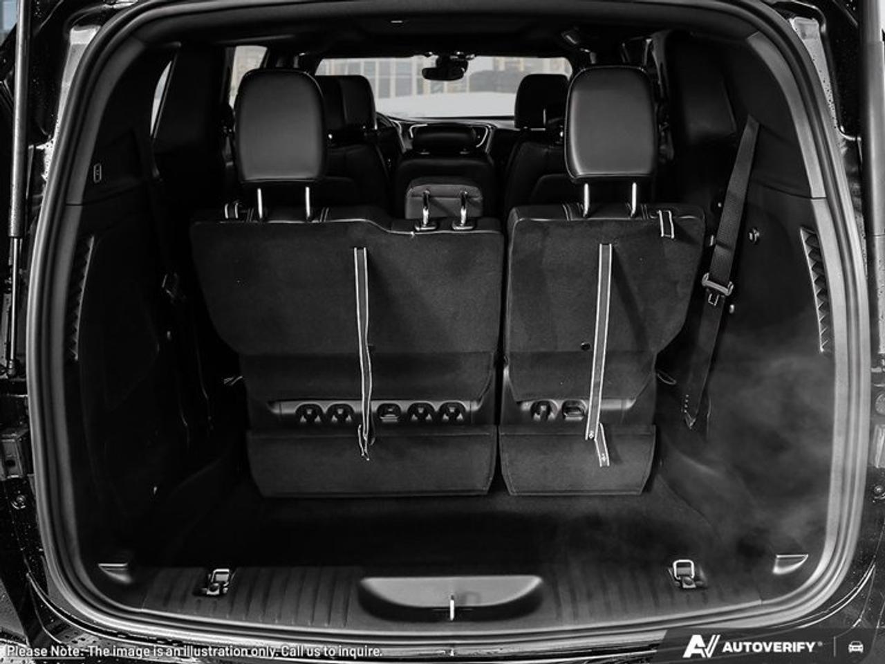 2027 Chrysler Pacifica Select Photo