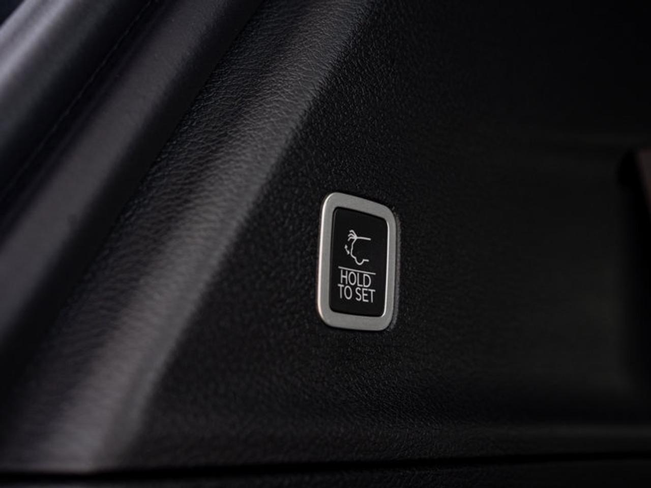 2027 Dodge Grand Caravan SXT Photo