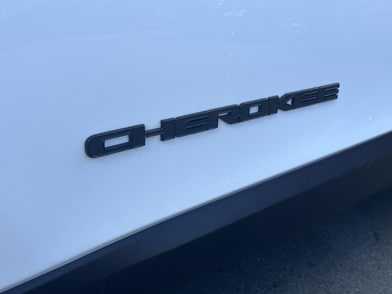 2022 Jeep Cherokee Altitude 4x4 Photo