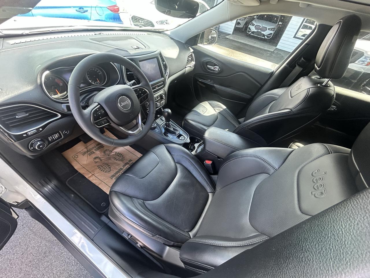 2022 Jeep Cherokee Altitude 4x4 Photo
