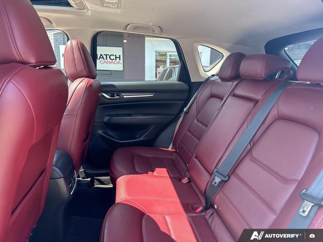 2021 Mazda CX-5 KURO / ONE OWNER / LEATHER / ROOF / AWD /HTD SEATS Photo