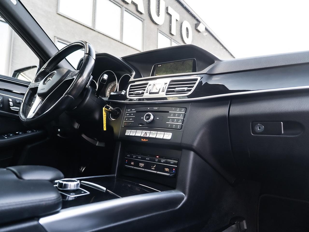 2016 Mercedes-Benz E-Class 4dr Sdn E 250 BlueTEC 4MATIC Photo21