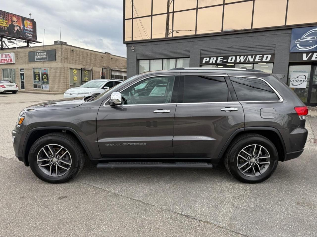 2018 Jeep Grand Cherokee LIMITED V6 **LOW MILEAGE** NAVI/ SUNROOF/ LEATHER - Photo #11