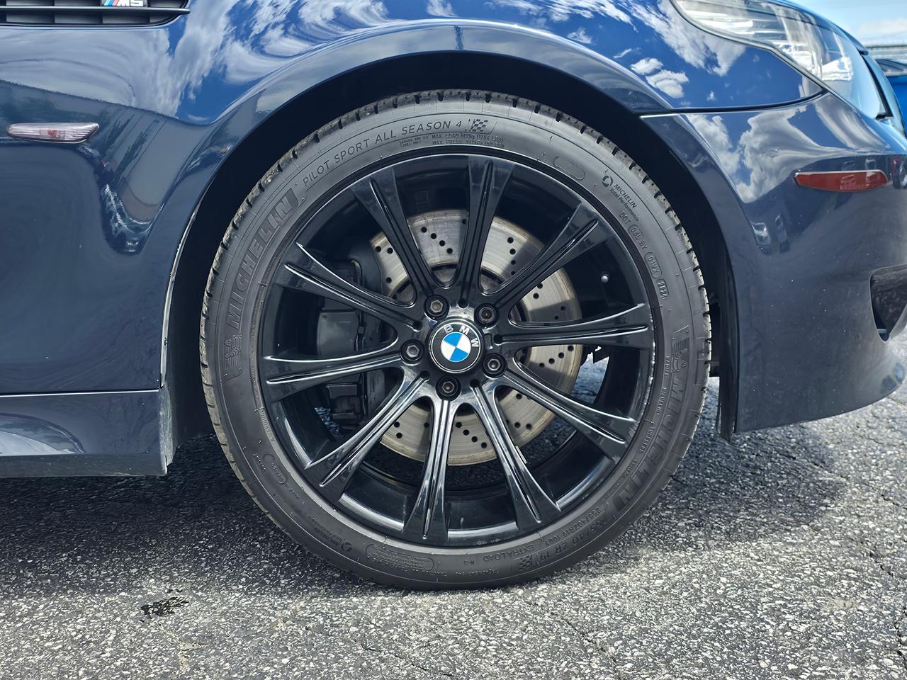 2010 BMW M5 **OUTSTANDING SERVICE RECORDS** Photo