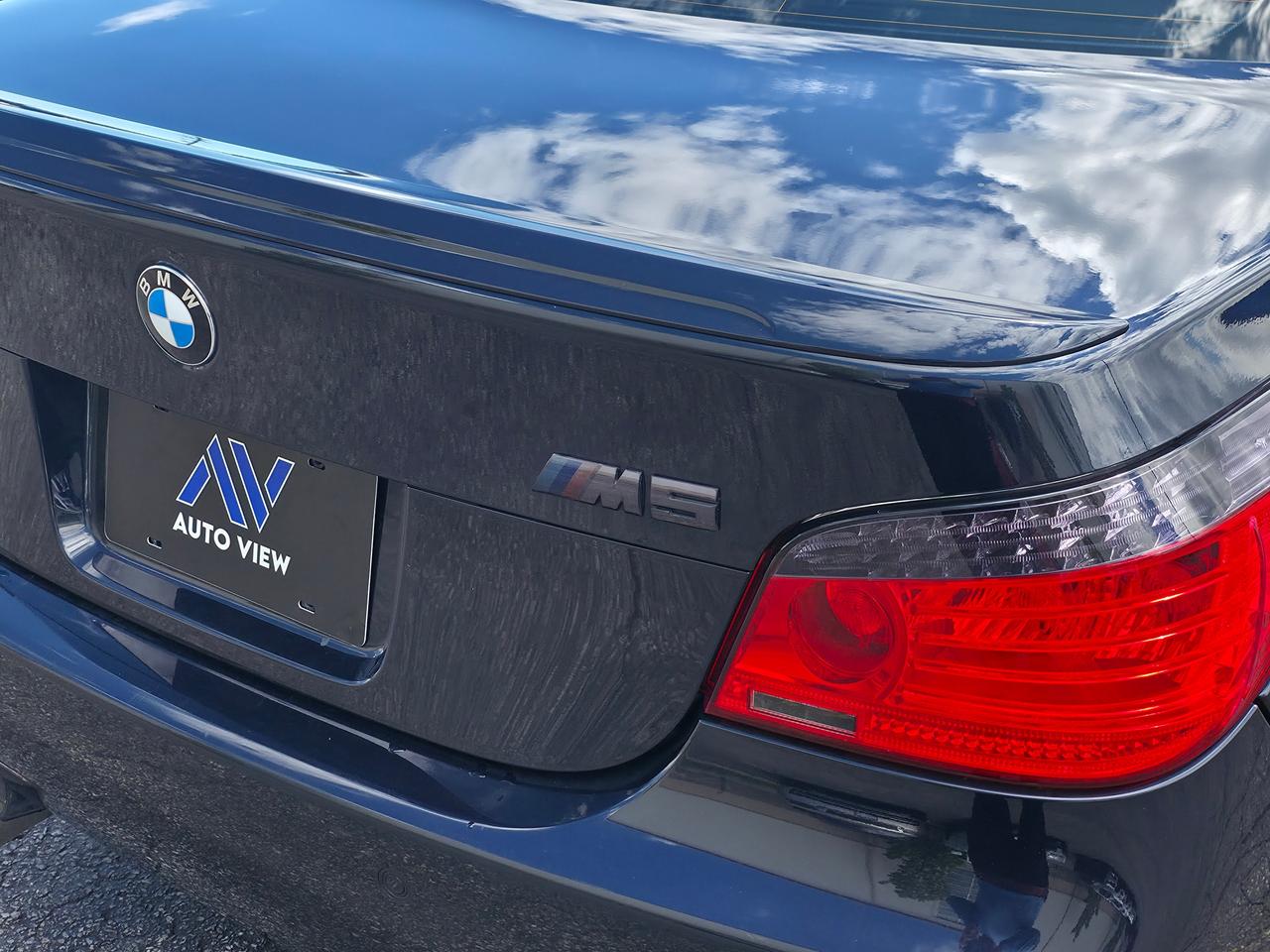 2010 BMW M5 **OUTSTANDING SERVICE RECORDS** Photo