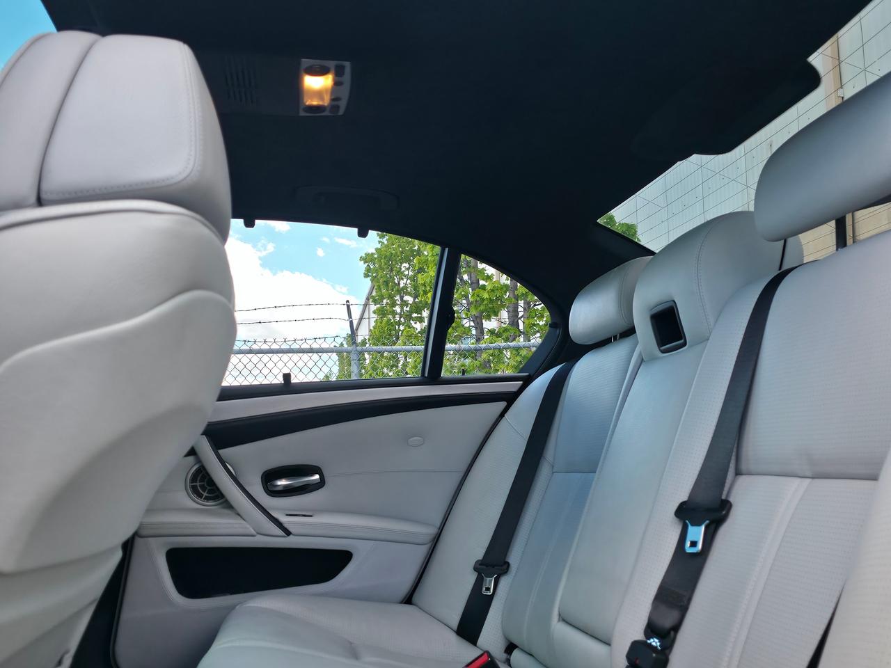 2010 BMW M5 **OUTSTANDING SERVICE RECORDS** Photo