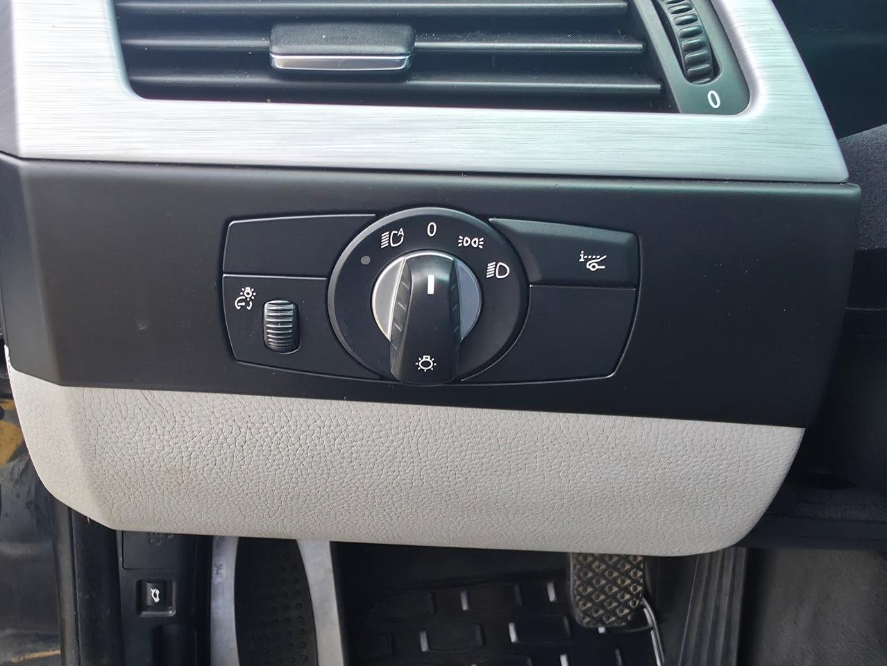 2010 BMW M5 **OUTSTANDING SERVICE RECORDS** Photo