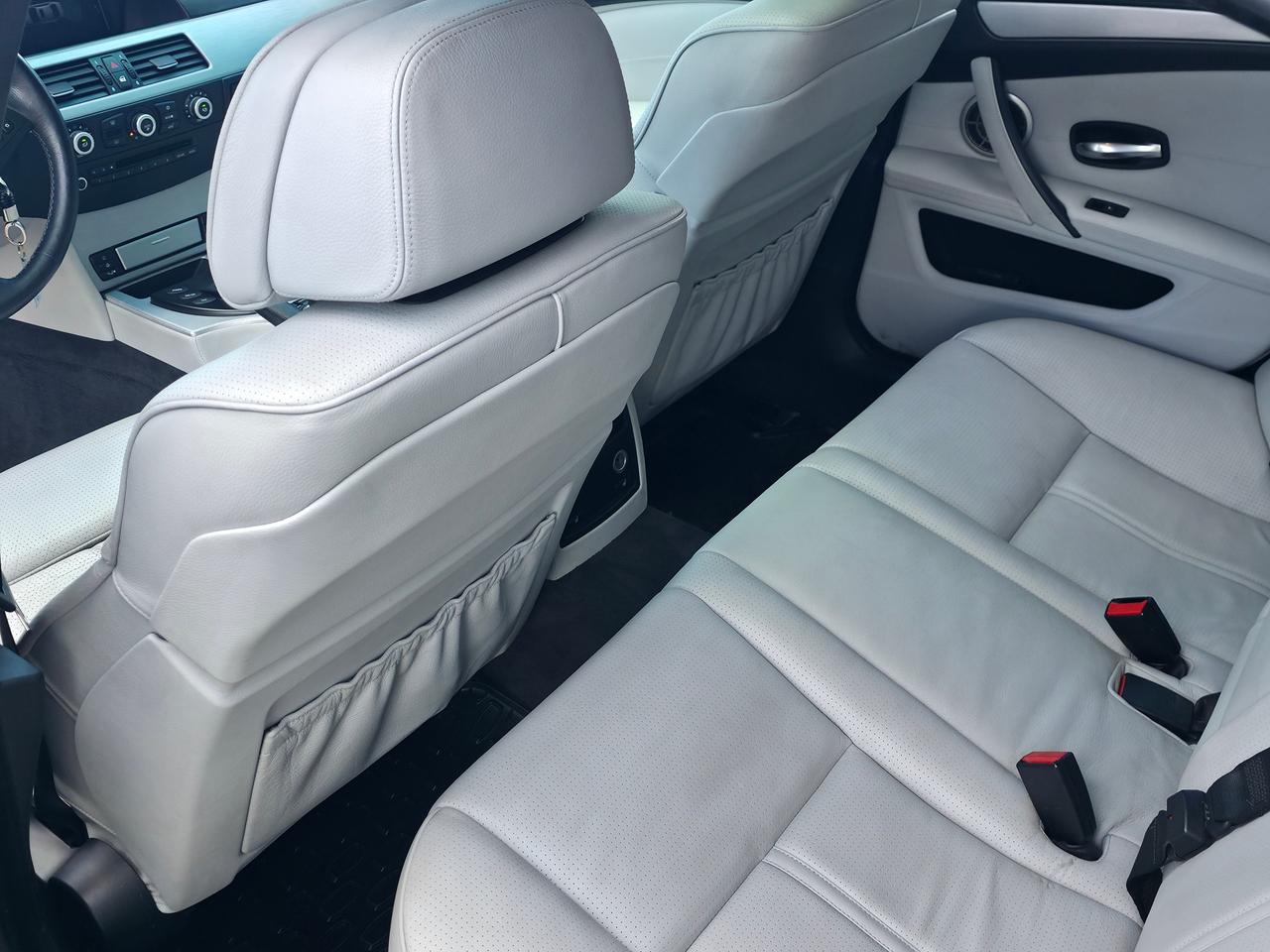 2010 BMW M5 **OUTSTANDING SERVICE RECORDS** Photo