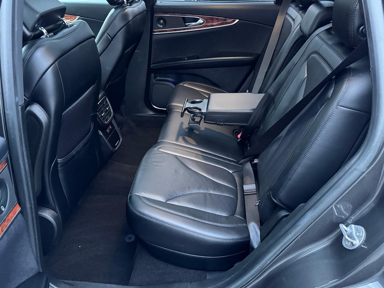 2019 Lincoln Nautilus Reserve+CLEAN CARFAX+2 Sets of Tires & Rims Photo