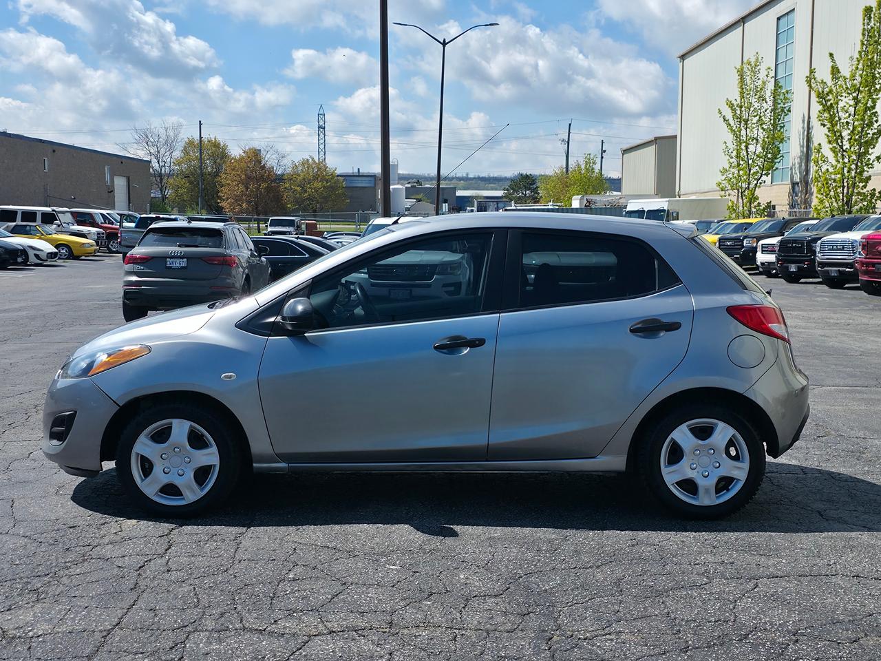 2013 Mazda MAZDA2 GX **CLEAN CARFAX**5 SPEED MANUAL** Photo